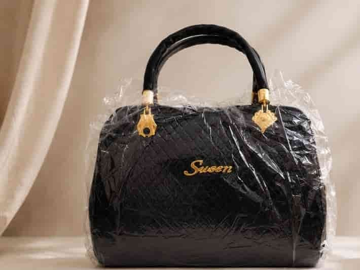 suoen-quilted-bag-front-view